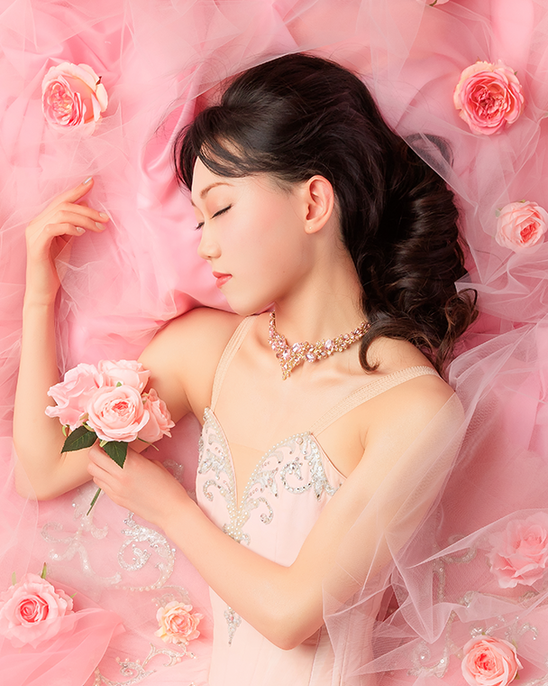 オーロラ姫 殿岡 遥